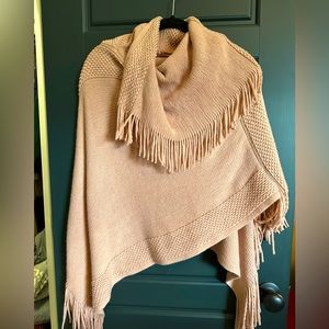 Copper penny - sweater poncho style - new with tags - light pink